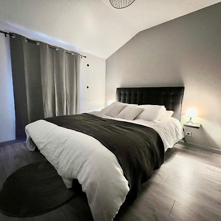 Appartement Chaleureux Proche Rer/ Cdg / Parc Expo Sevran Buitenkant foto