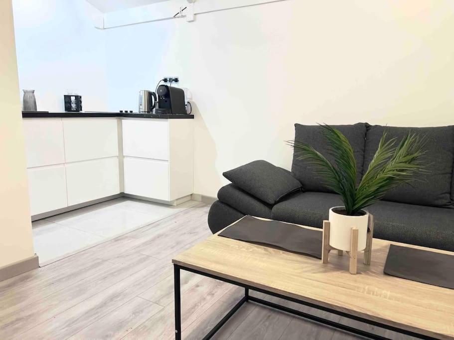 Appartement Chaleureux Proche Rer/ Cdg / Parc Expo Sevran Buitenkant foto